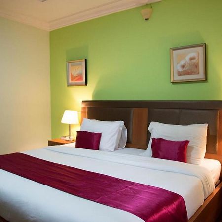 Room In Lodge - Grand Ibro Hotel Abuja Jabi Ngoại thất bức ảnh