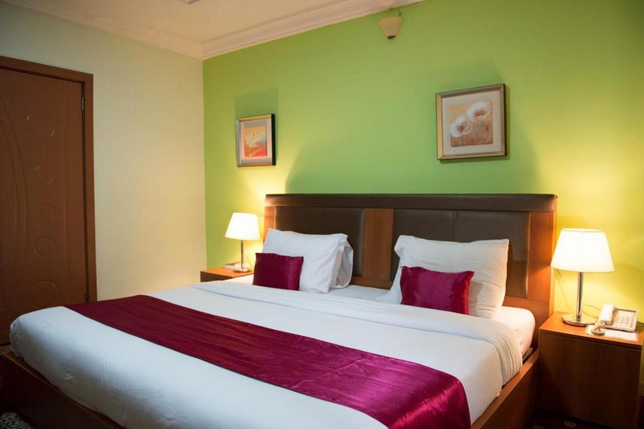 Room In Lodge - Grand Ibro Hotel Abuja Jabi Ngoại thất bức ảnh