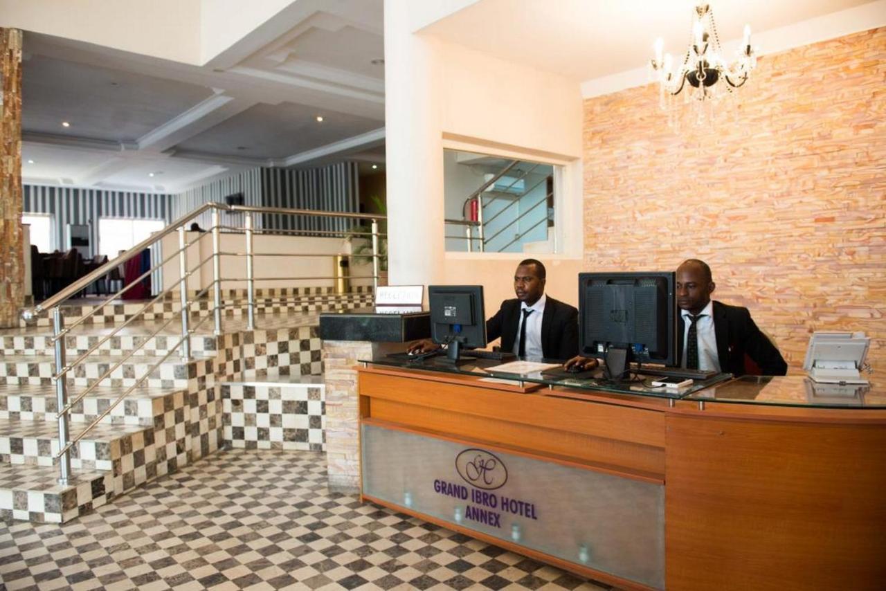 Room In Lodge - Grand Ibro Hotel Abuja Jabi Ngoại thất bức ảnh