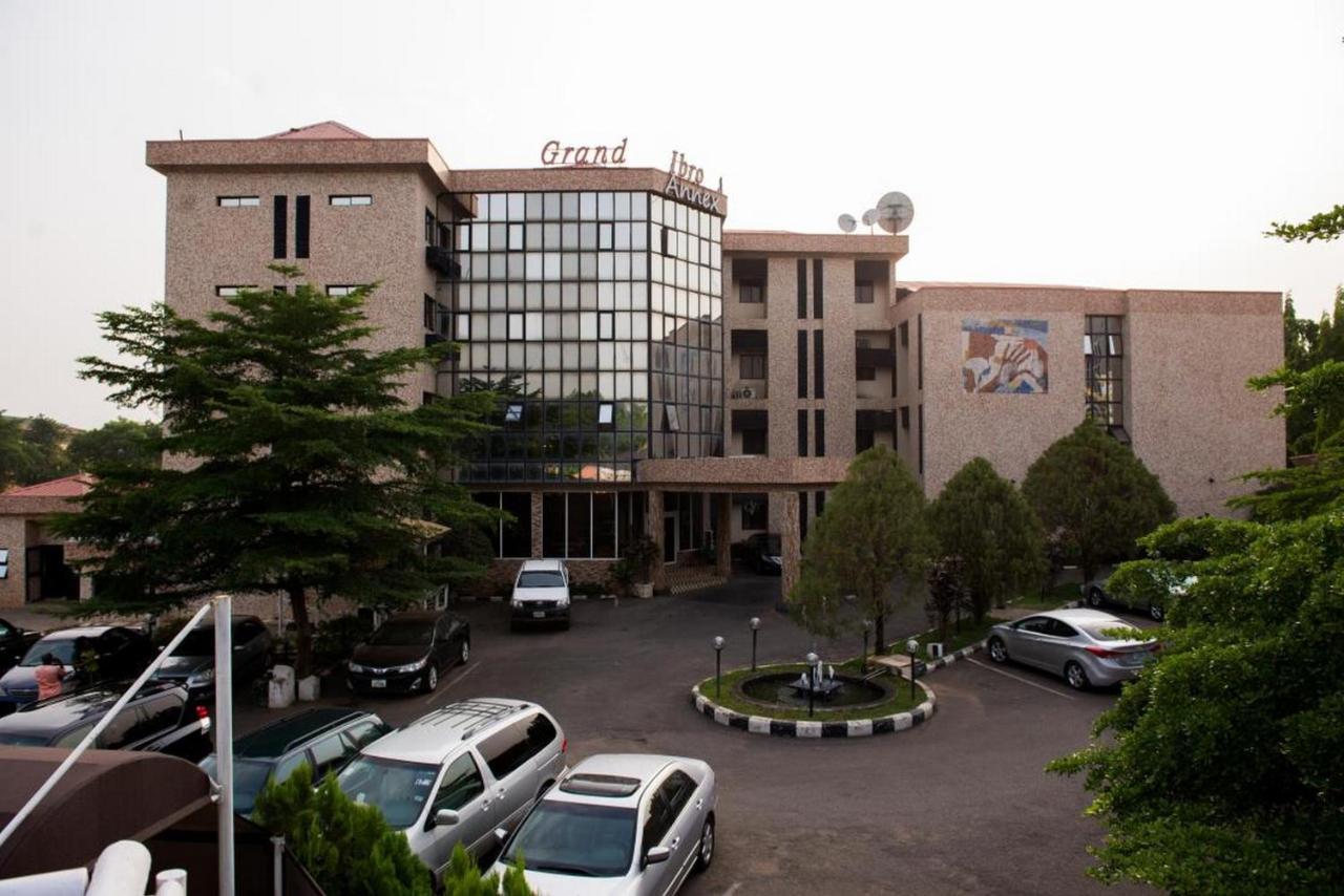 Room In Lodge - Grand Ibro Hotel Abuja Jabi Ngoại thất bức ảnh