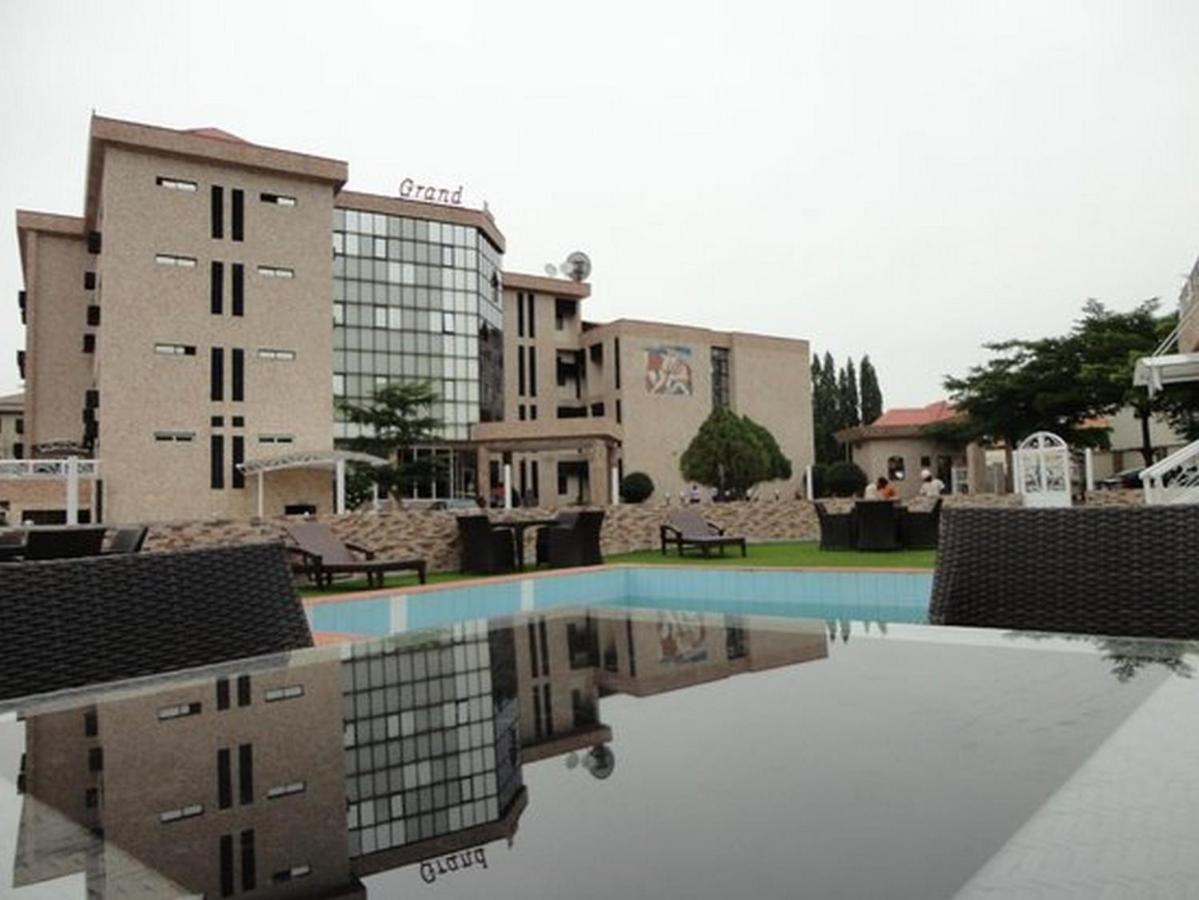 Room In Lodge - Grand Ibro Hotel Abuja Jabi Ngoại thất bức ảnh